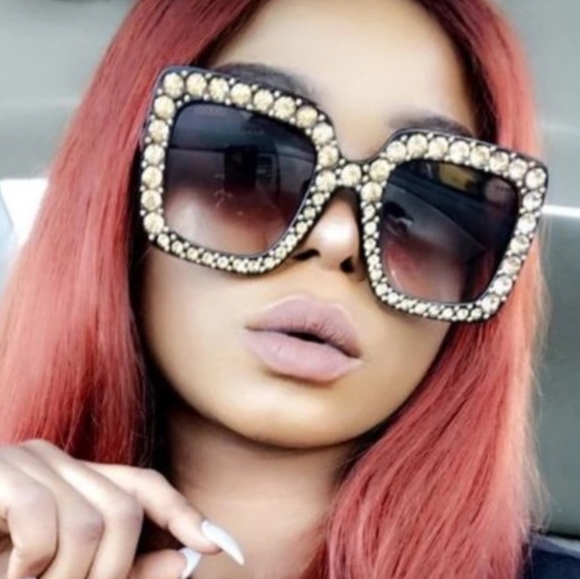 😎Champagne🥂Rhinestone🥂Sunglasses😎 - Picture 1 of 16